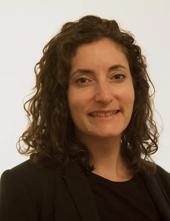 Photo of Matthews Laura, IFS therapist in Oakland