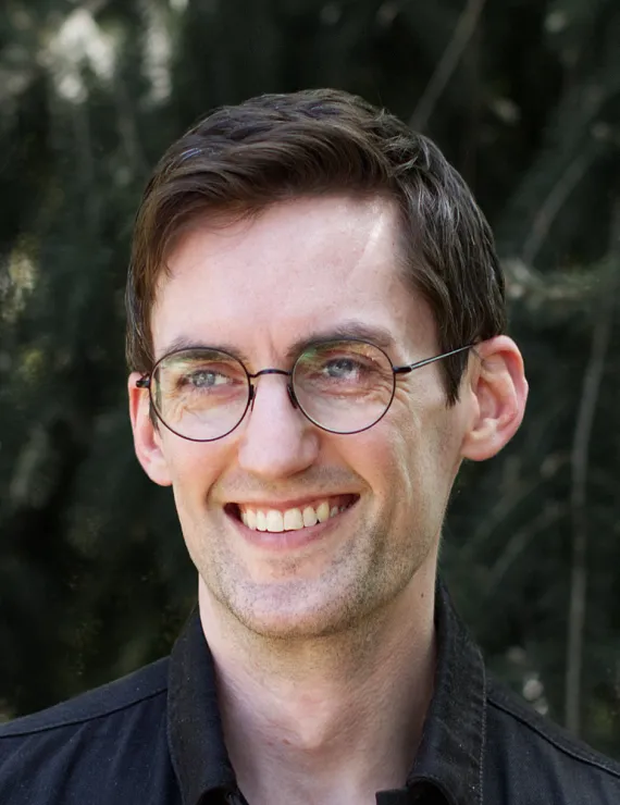 Photo of Meyers Matt, IFS therapist in Seattle