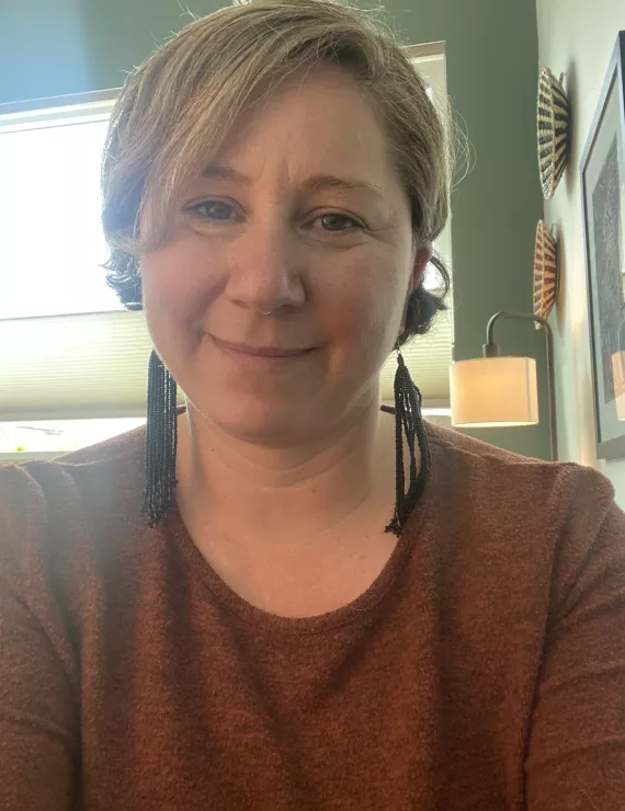 Photo of Michaluk Becky, IFS therapist in Courtenay