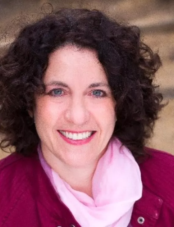 Photo of Milrad Rhonda, IFS therapist in Beverly Hills