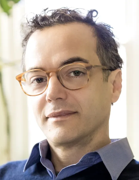 Photo of Molteni Pedro, IFS therapist in Philadelphia