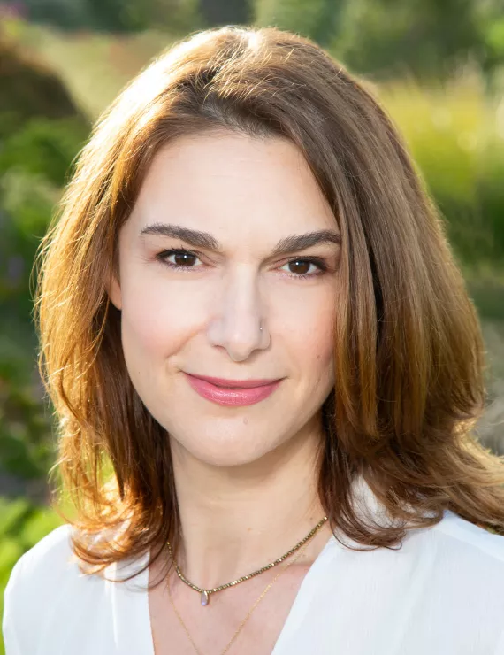 Photo of Narensky Christina, IFS therapist in Alameda