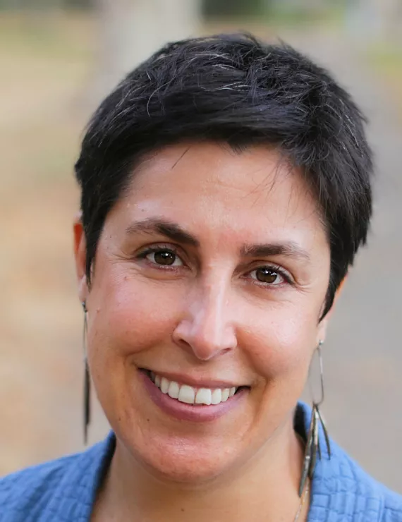 Photo of Pedreno Mateu Laia, IFS therapist in Berkeley