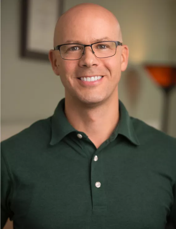 Photo of Pere Justin, IFS therapist in Seattle