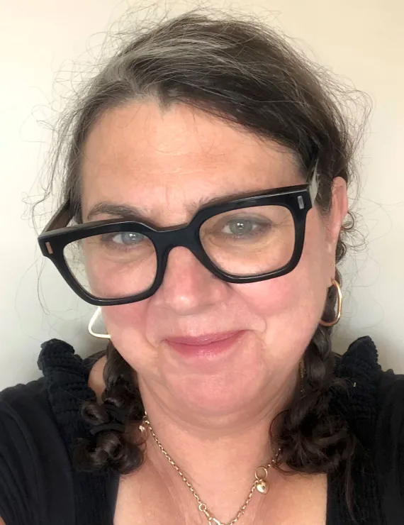 Photo of Perry Louise, IFS therapist in London