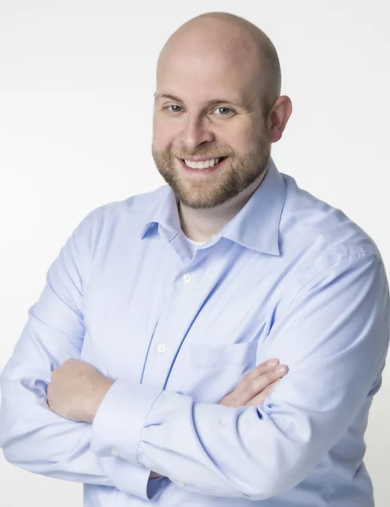 Photo of Phinney Andrew, IFS therapist in Auburn