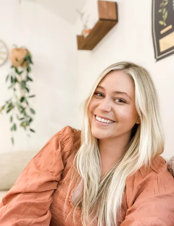 Photo of Phipps Cadey, IFS therapist in Nashville
