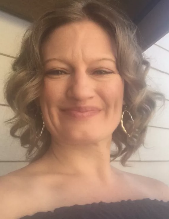 Photo of Plybon Sarah, IFS therapist in Englewood