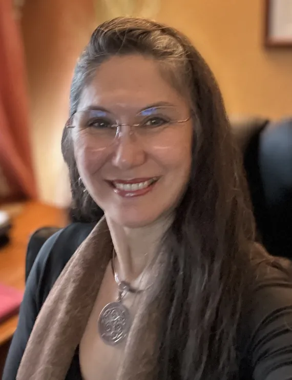 Photo of Politi Pamela, IFS therapist in Redding