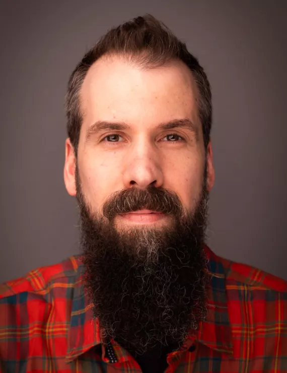 Photo of Renaud David, IFS therapist in Vancouver