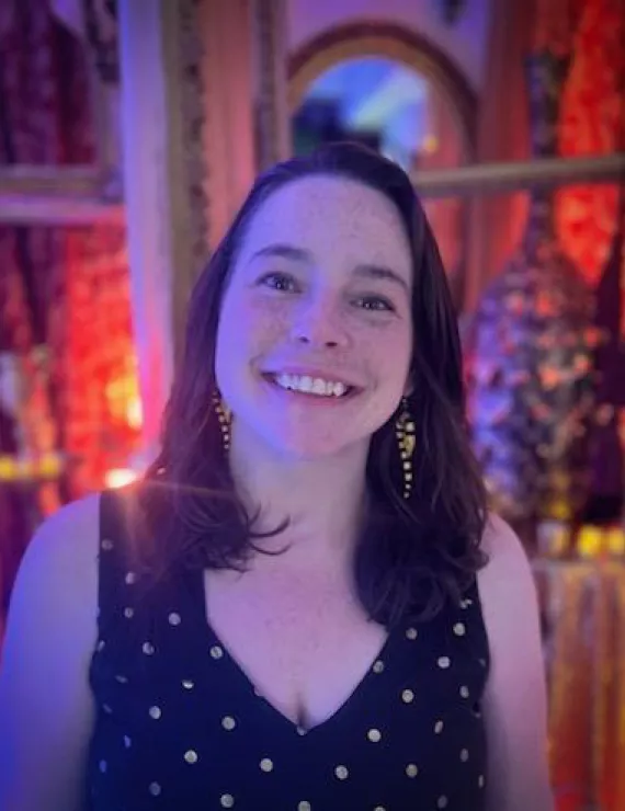 Photo of Revel Ruby, IFS therapist in Philadelphia