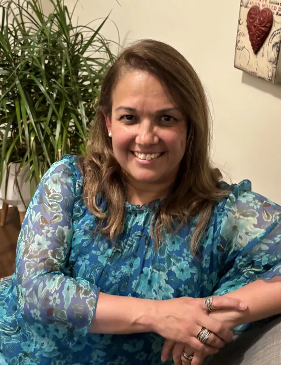 Photo of Romao-Inglis Soraya, IFS therapist in Vancouver
