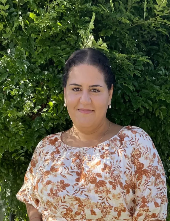 Photo of Saleme Daniella, IFS therapist in Sydney