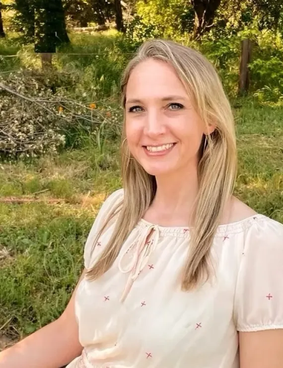 Photo of Silva Patience, IFS therapist in Sacramento