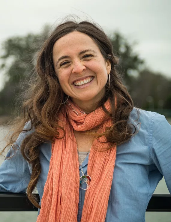 Photo of Smerling Marina, IFS therapist in Gainesville