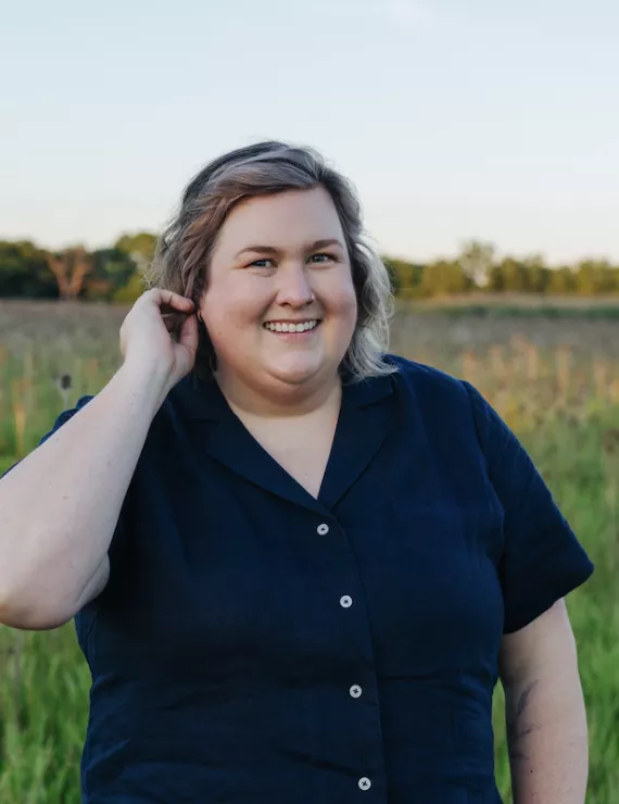 Photo of Starks Autumn, IFS therapist in Oak Park