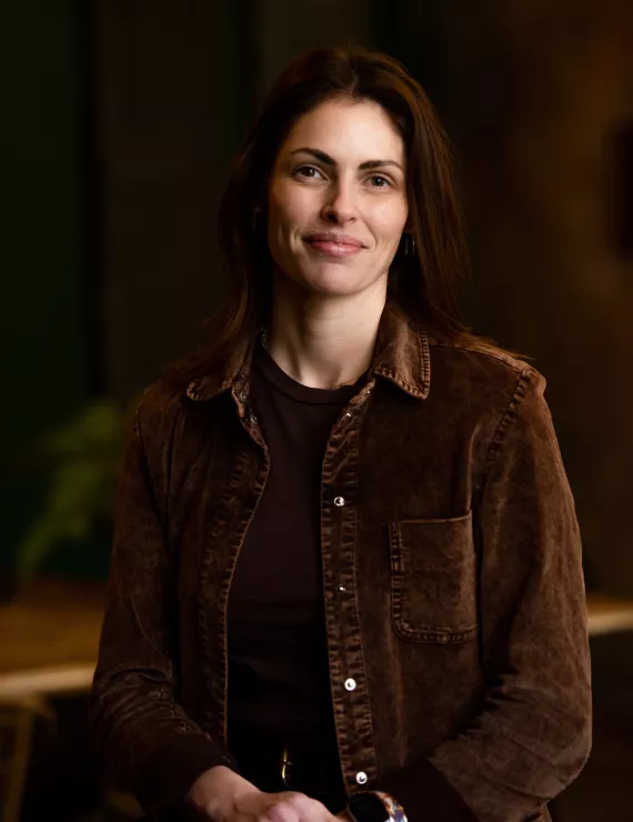Photo of Stephenson Julia, IFS therapist in Baltimore