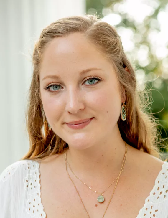 Photo of Sterling Brianna, IFS therapist in Athens