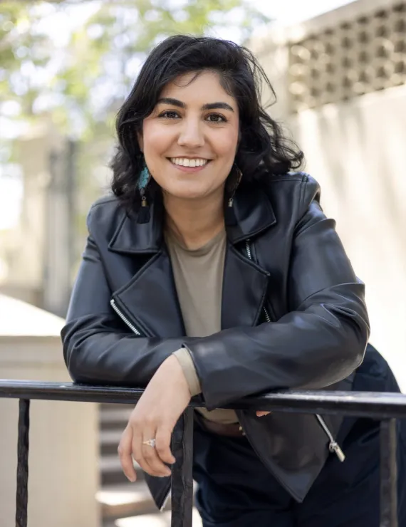 Photo of Tavallaei Nioosha, IFS therapist in Oakland