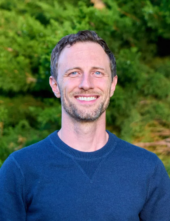 Photo of Thomas Stephen, IFS therapist in Fort Collins