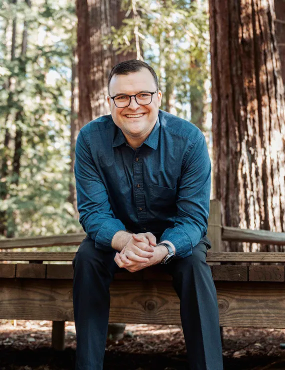 Photo of Thurwachter Ryan, IFS therapist in Menlo Park