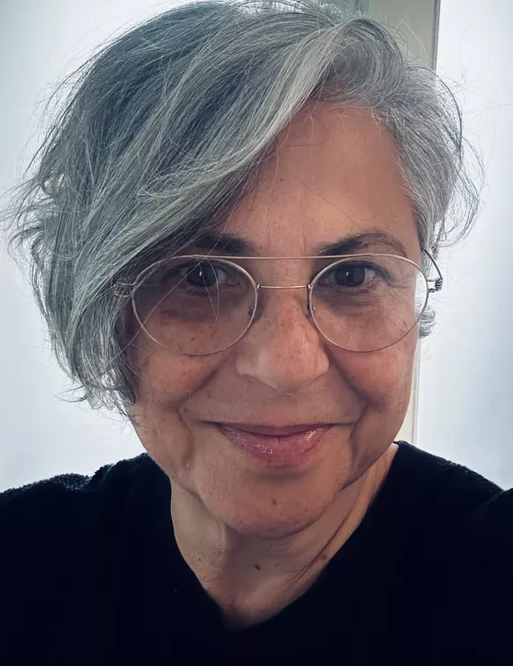 Photo of Waksbaum Deborah, IFS therapist in Toronto