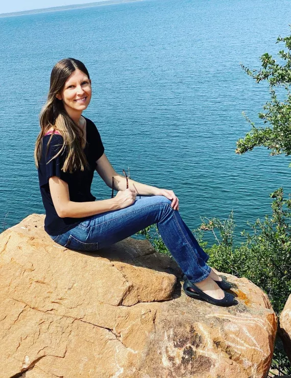 Photo of Weiss-Malik Kat, IFS therapist in Austin