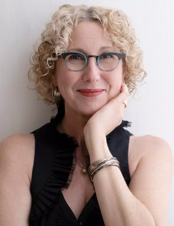 Photo of Williams (formerly Barnes) Martina, IFS therapist in Asheville