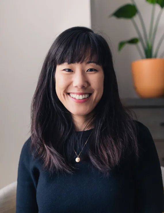 Photo of Yu Sharon, IFS therapist in Los Angeles