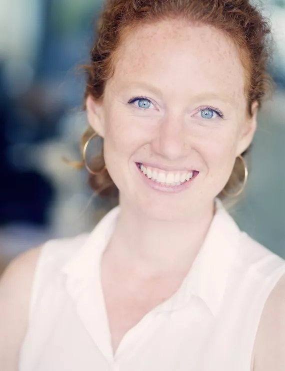 Photo of Zell Hannah, IFS therapist in Amsterdam